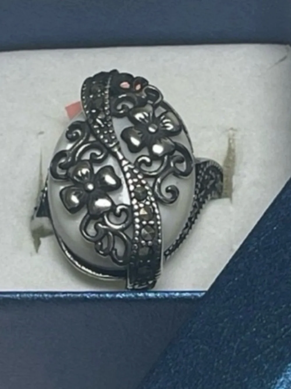 Mother of Pearl Floral Filigree Ring 316L Stainless Steel Victorian NWT